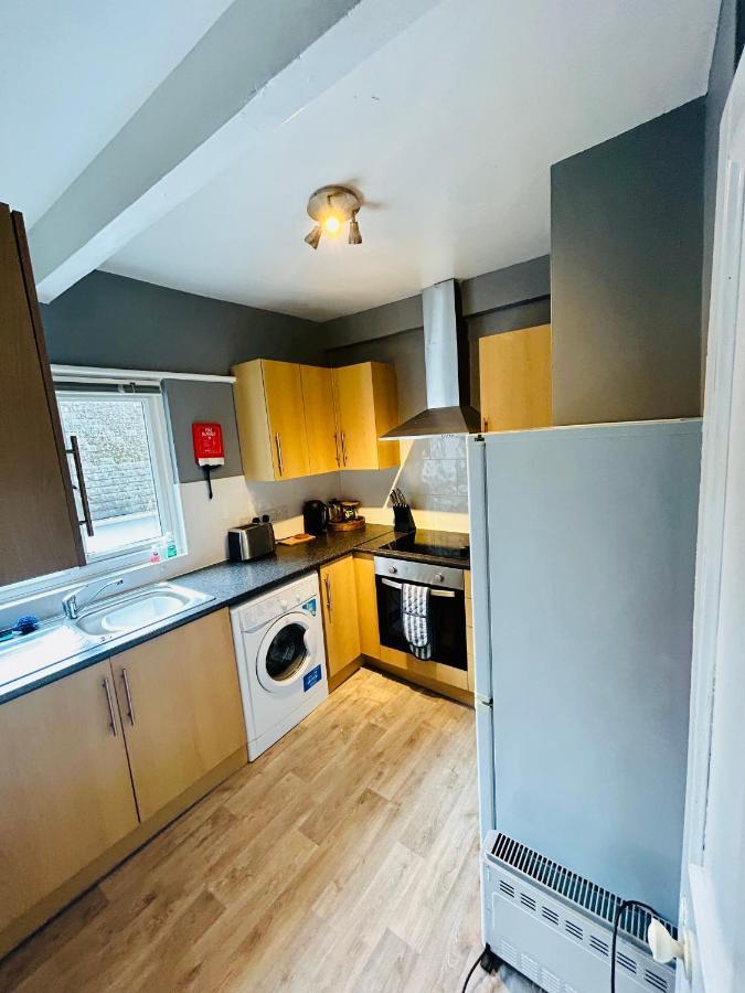 Acora'S Apartments Plymouth Exterior photo